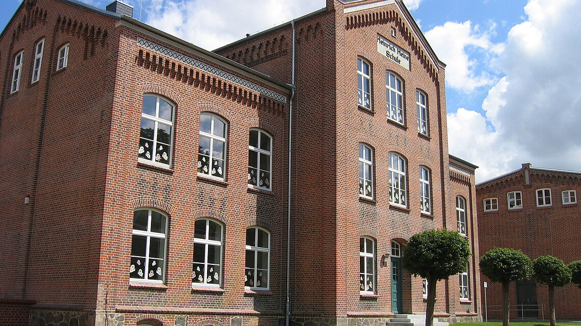 Foto der Schule in der Amtsstraße